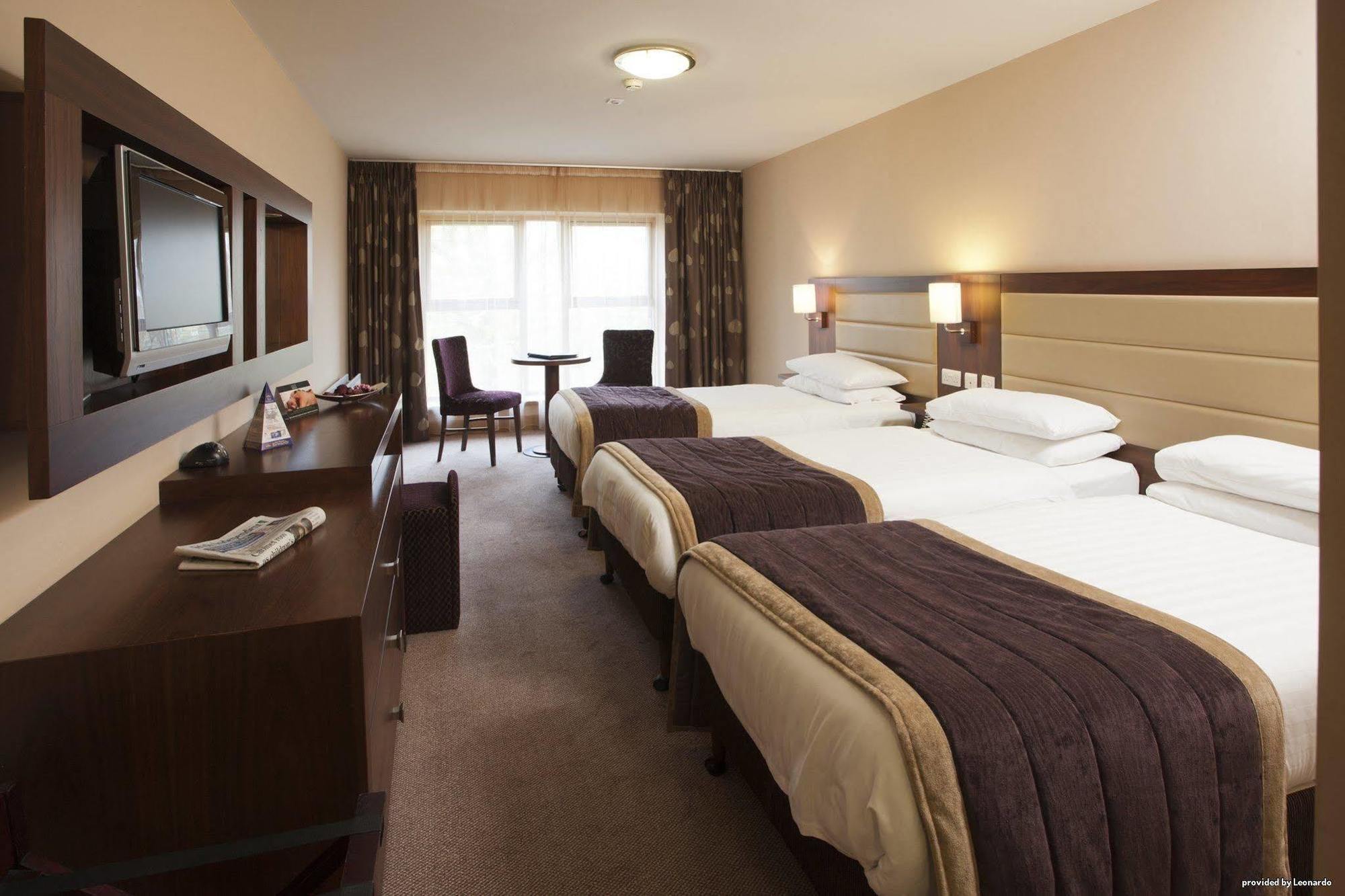 Woods & Hotel 4*